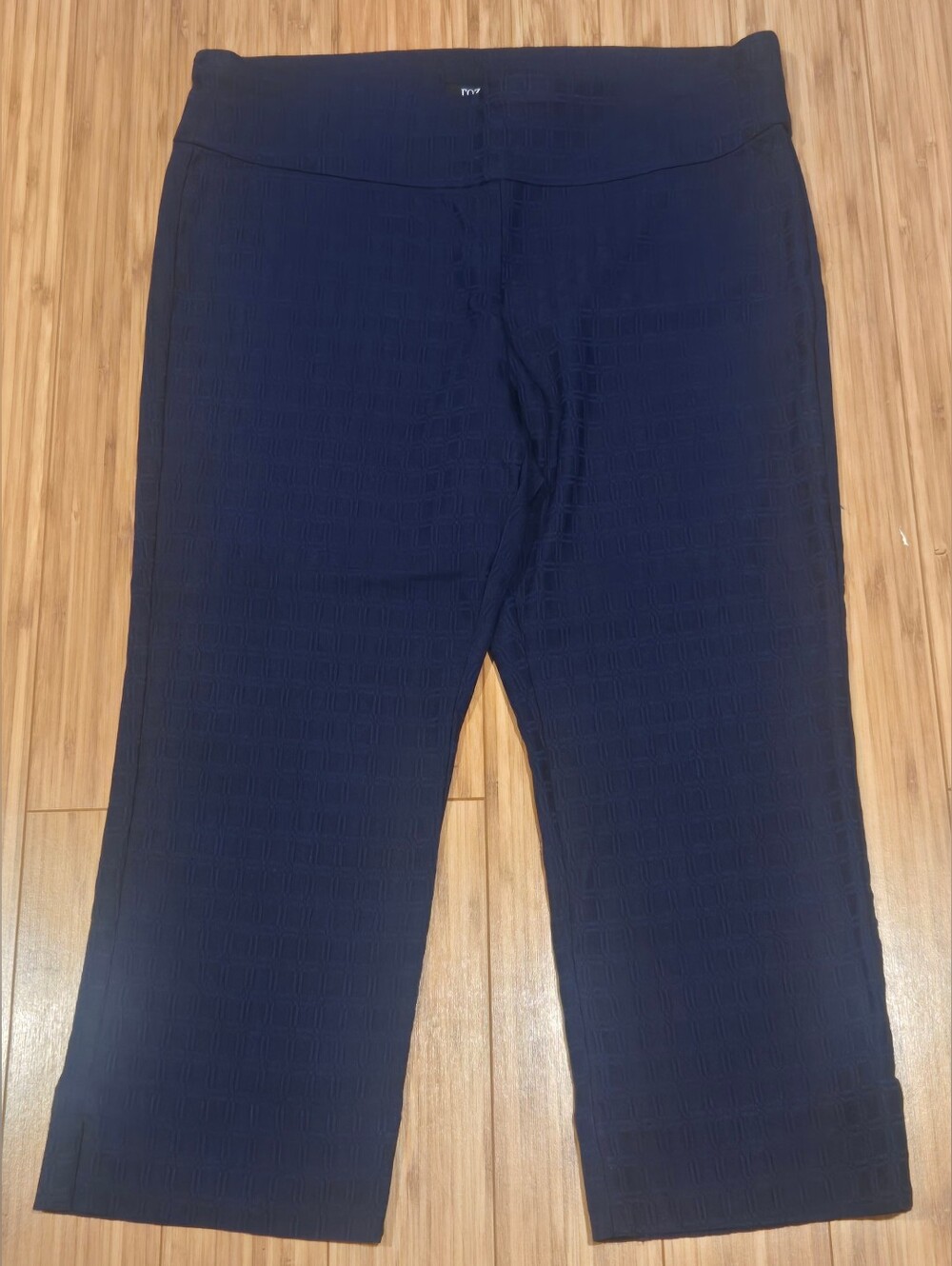Roz & Ali Navy Textured Crop Pants